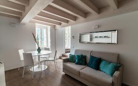 Il Balcone Sul Lago By Quokka 360 - Charming Lakeside Apartment In Morcote